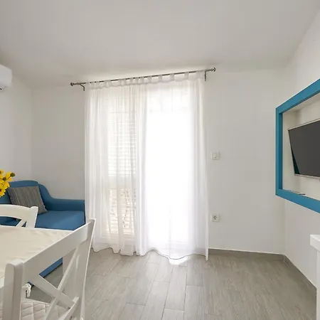 Mavarstica 17803f Apartman *